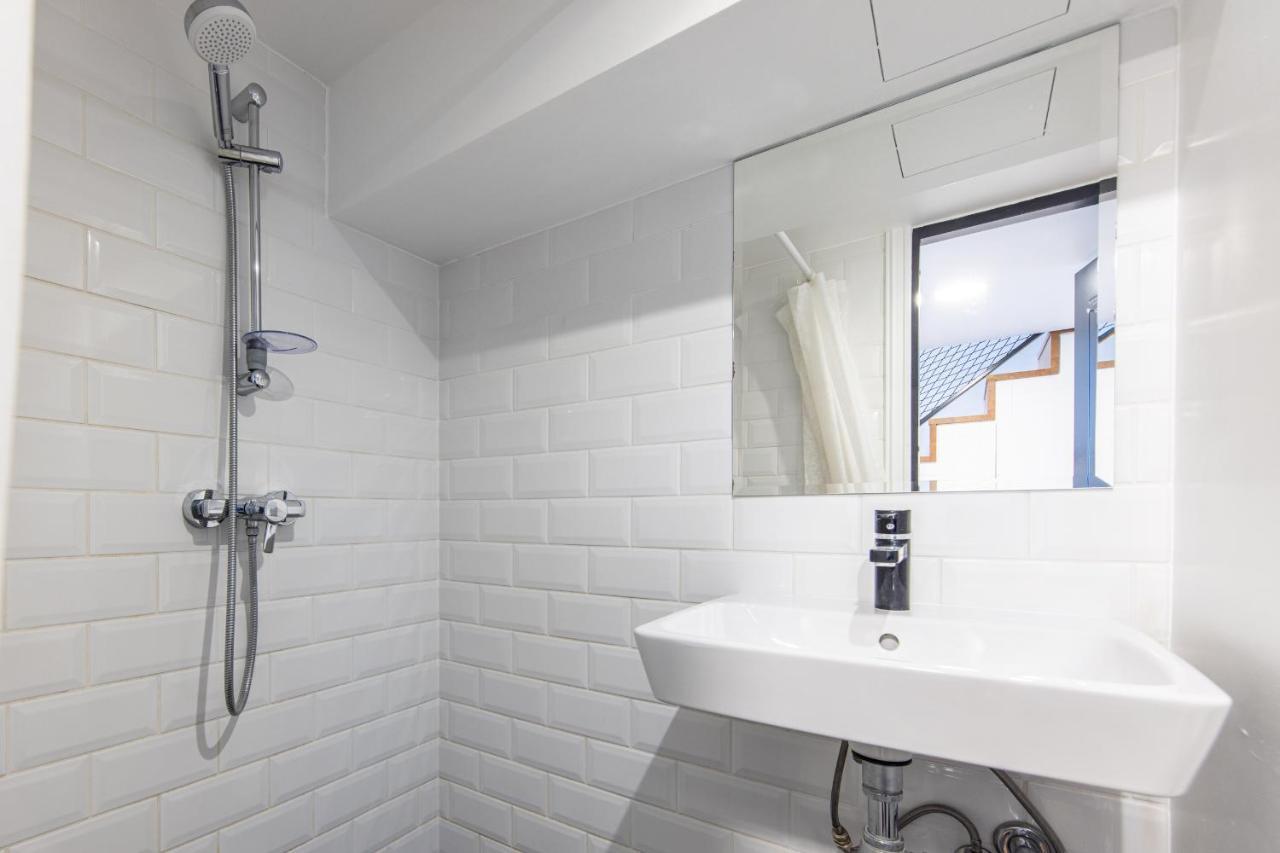 Urban Two-Level Apartments 13 Талин Екстериор снимка