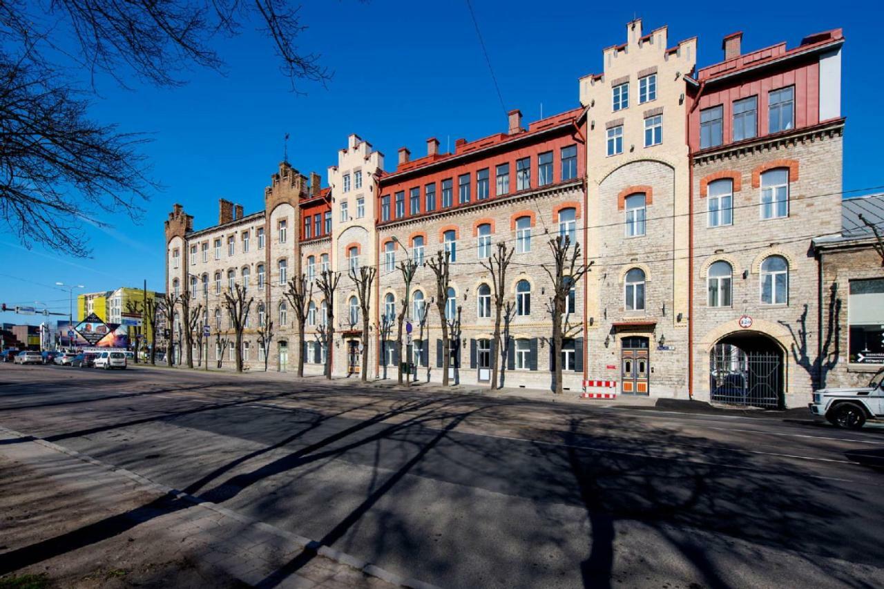 Urban Two-Level Apartments 13 Талин Екстериор снимка